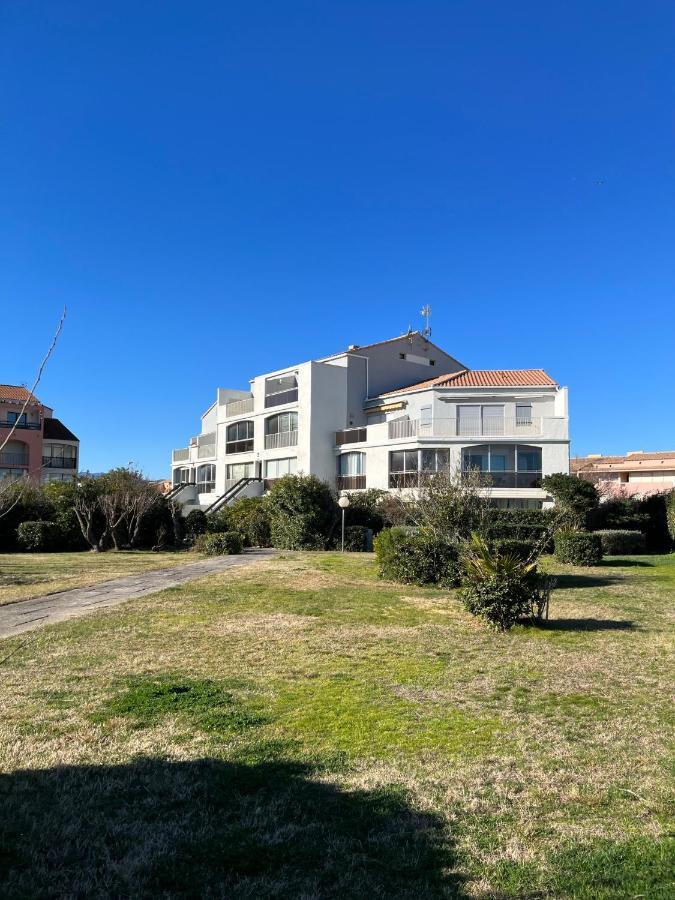 Appartement Entre La Lagune Et La Mer Avec Piscine, Direct Plage, Vue Partielle Mer Saint-Cyprien  Exterior photo